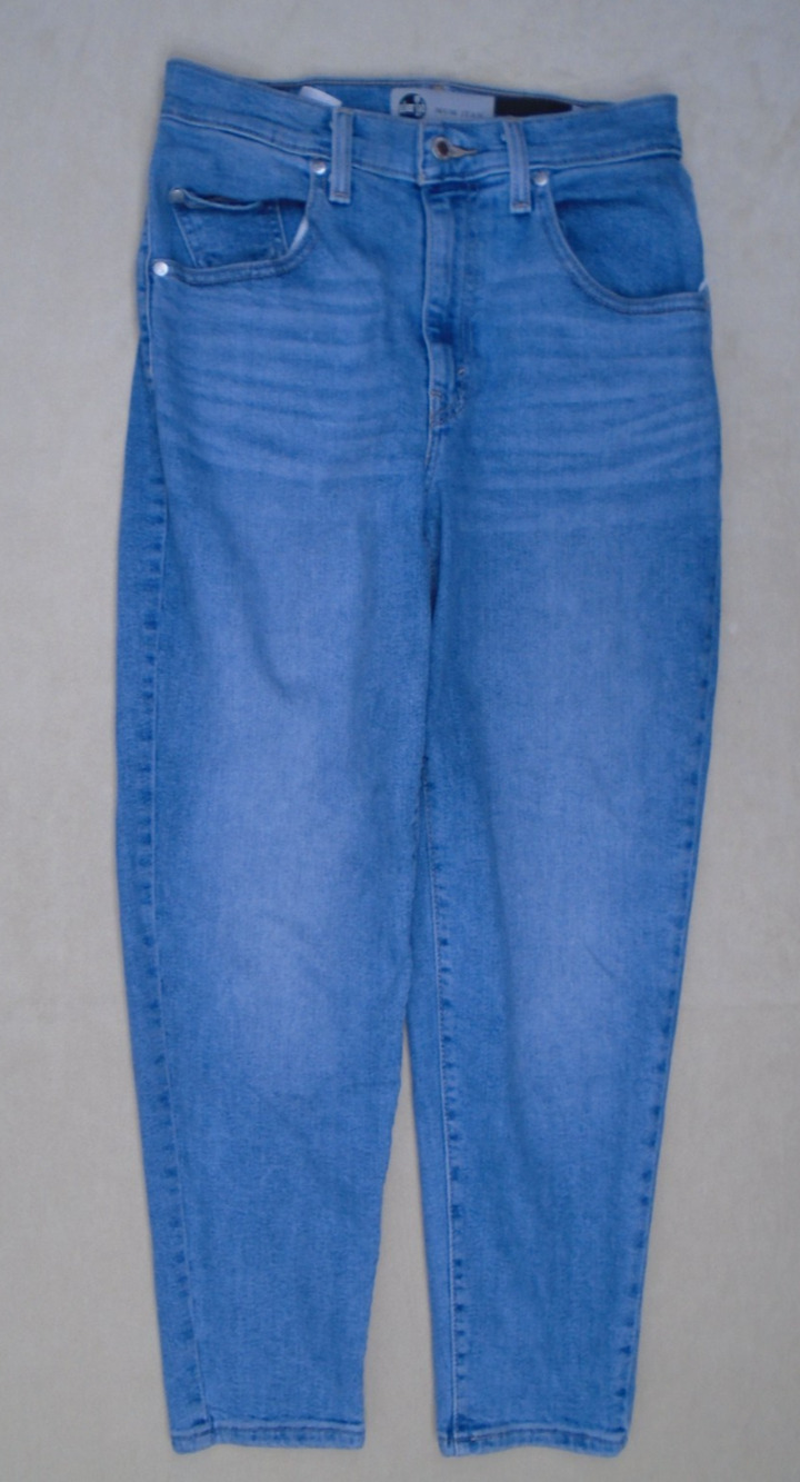 Levis SilverTab Mom Jeans Womens Sz 27 High Rise Tapered Blue Denim A3699-0002
